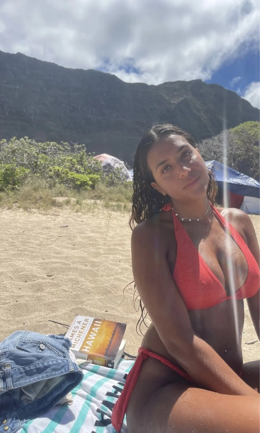 Bikini slut loves showing off her body image 2