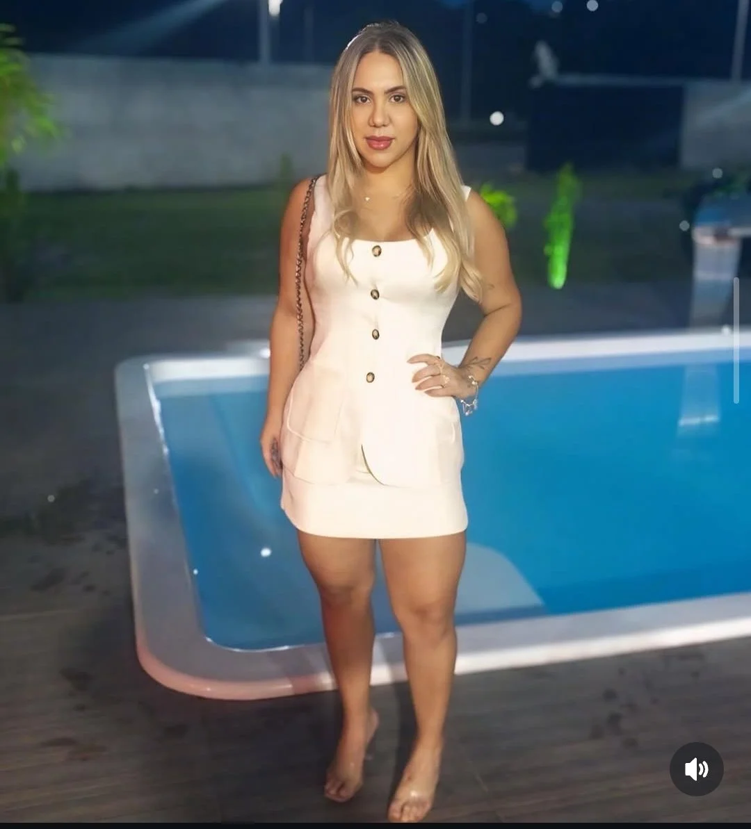 Empresária vagabunda loira muito gostosa 🔥🔥 main image