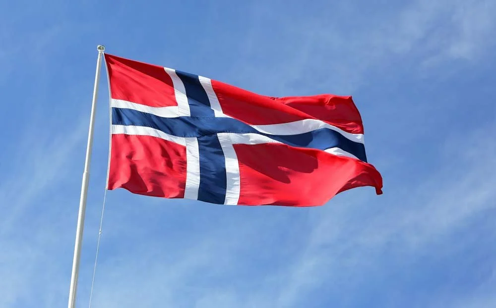 🐾Dogging Norwegian Woman🐶 image 2