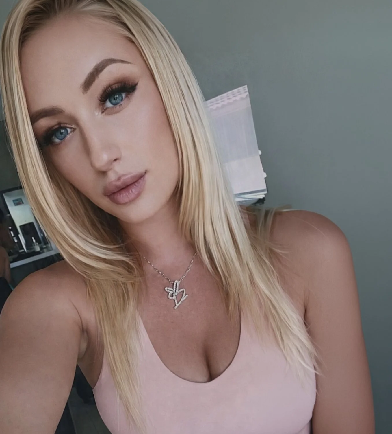 Hot white blonde first bbc image 2