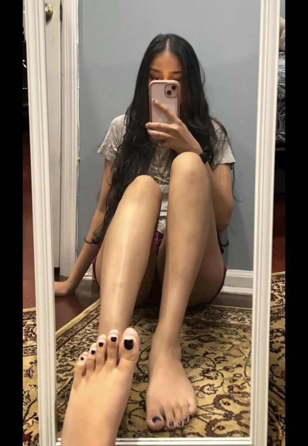 Teen foot slut exposed image 7