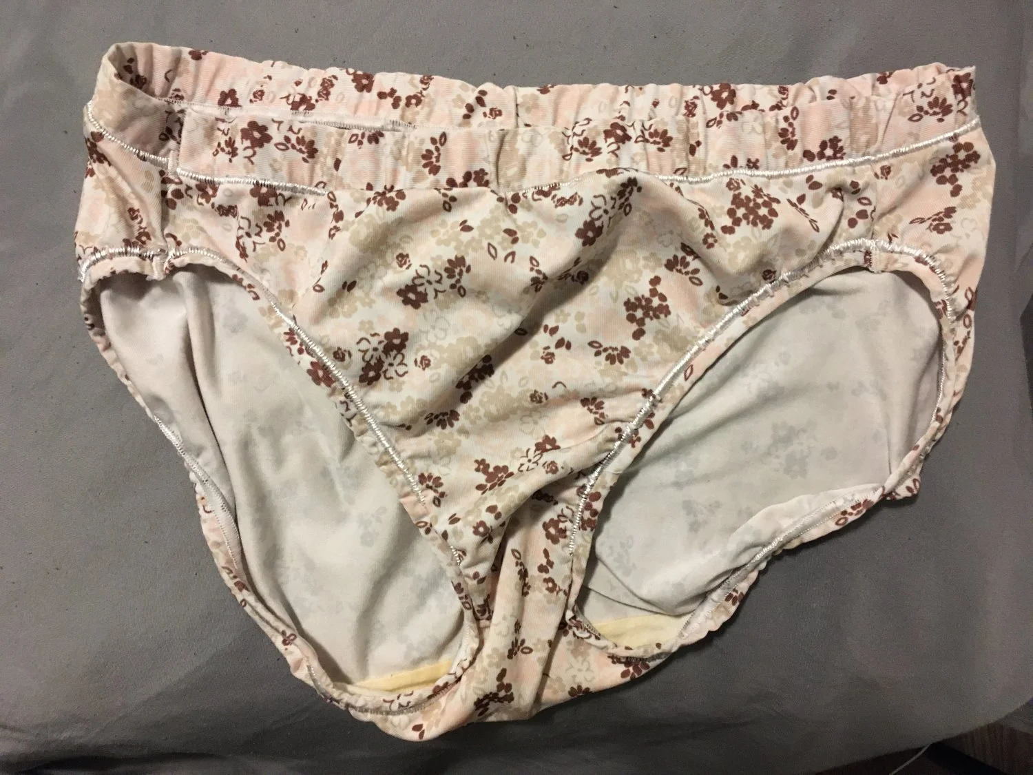 Stealing teen sister's used panties to cum image 5
