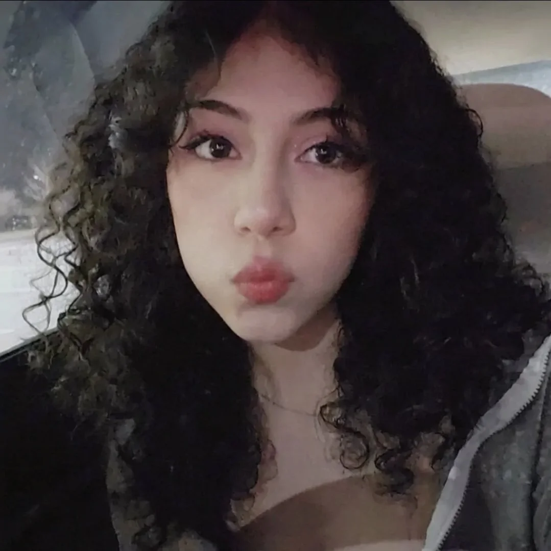 IRL SISTERS NUDES image 2