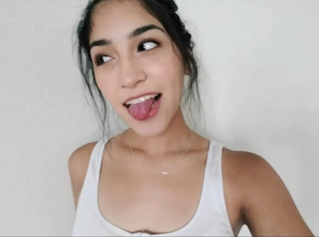 IRL SISTERS NUDES image 33