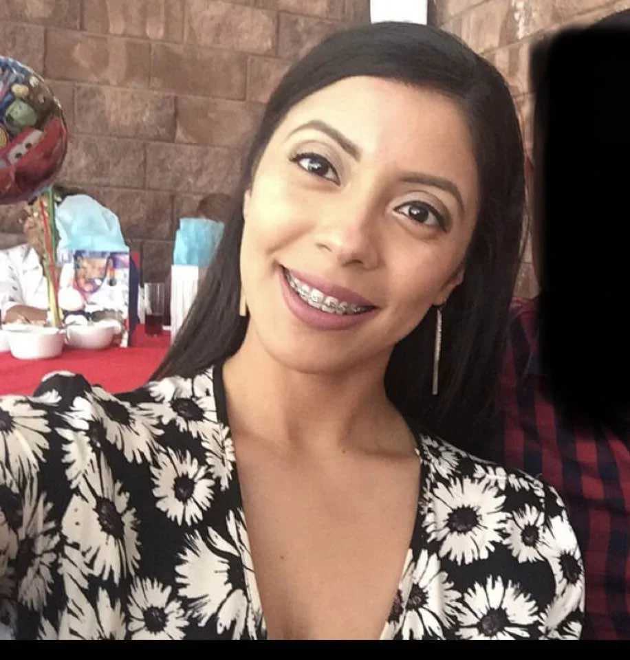 Beautiful big tit Latina Karina image 10