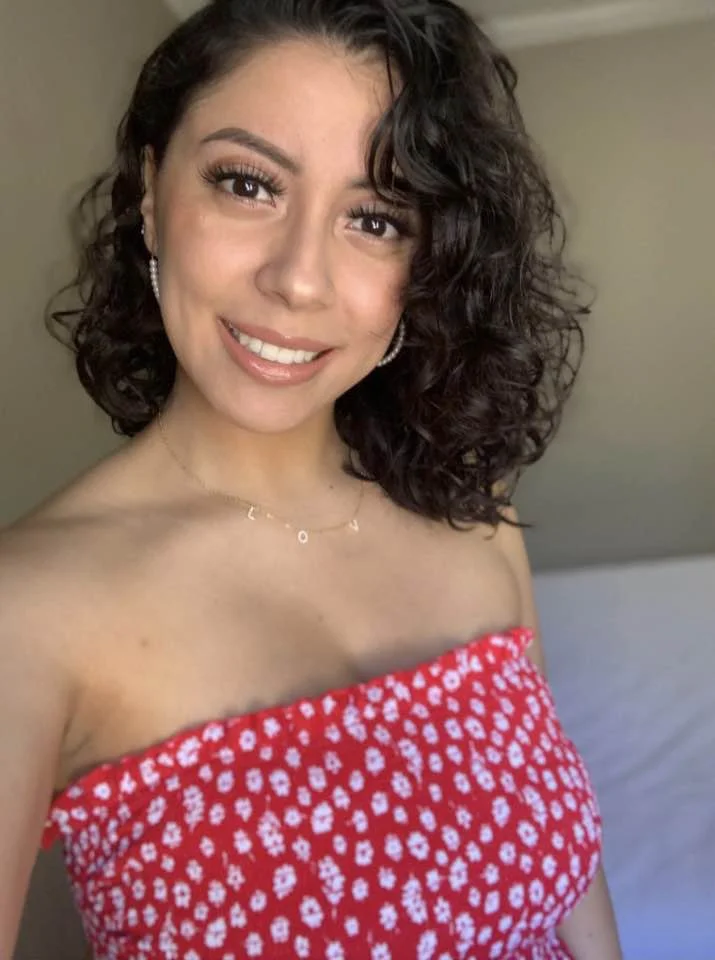 Beautiful big tit Latina Karina image 24