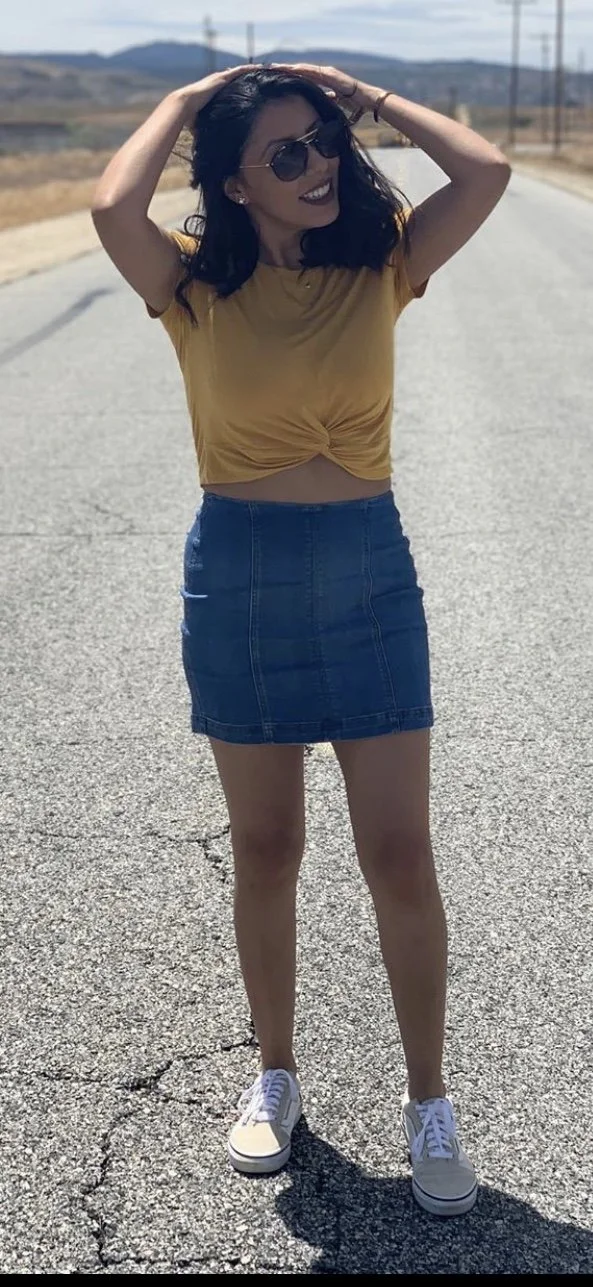 Beautiful big tit Latina Karina image 35