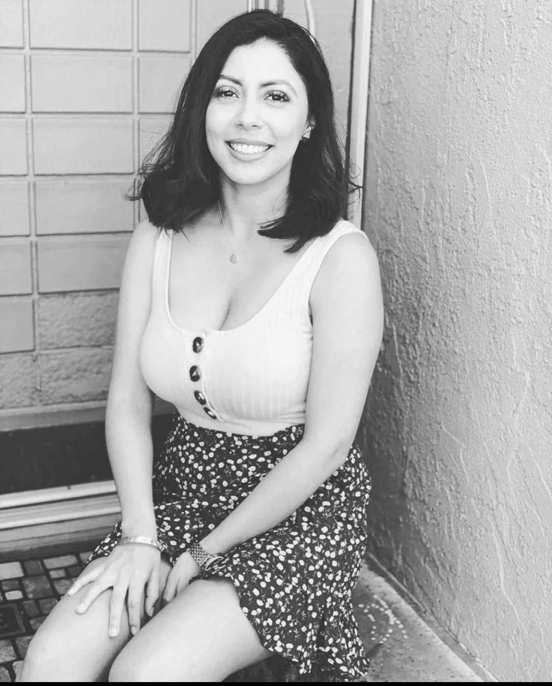 Beautiful big tit Latina Karina image 40