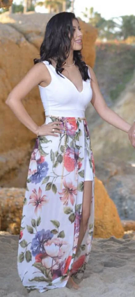 Beautiful big tit Latina Karina image 5