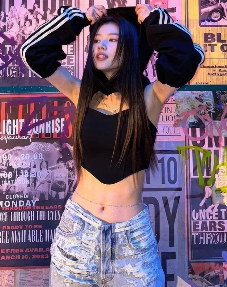 Sana (Twice) Pictures 1 📷 image 15