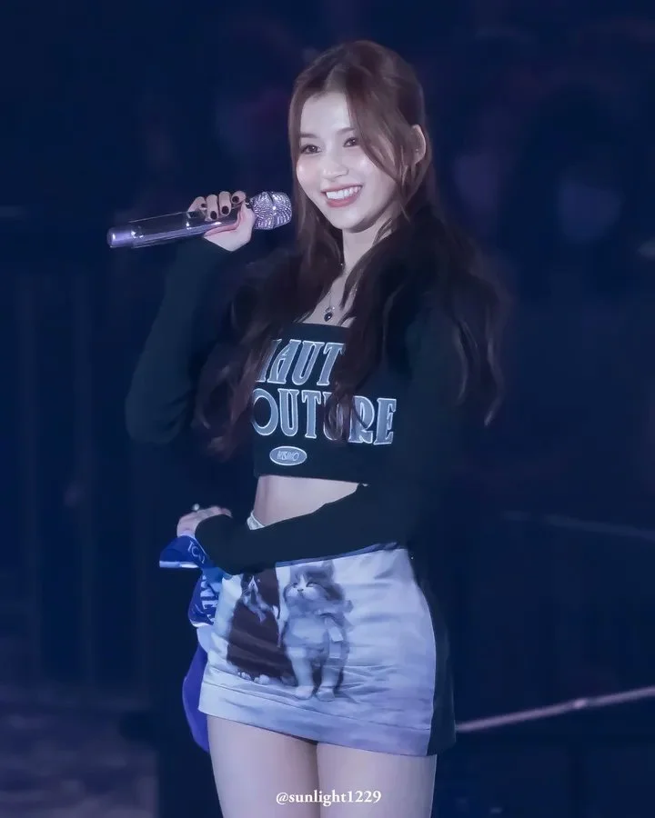 Sana (Twice) Pictures 1 📷 image 28
