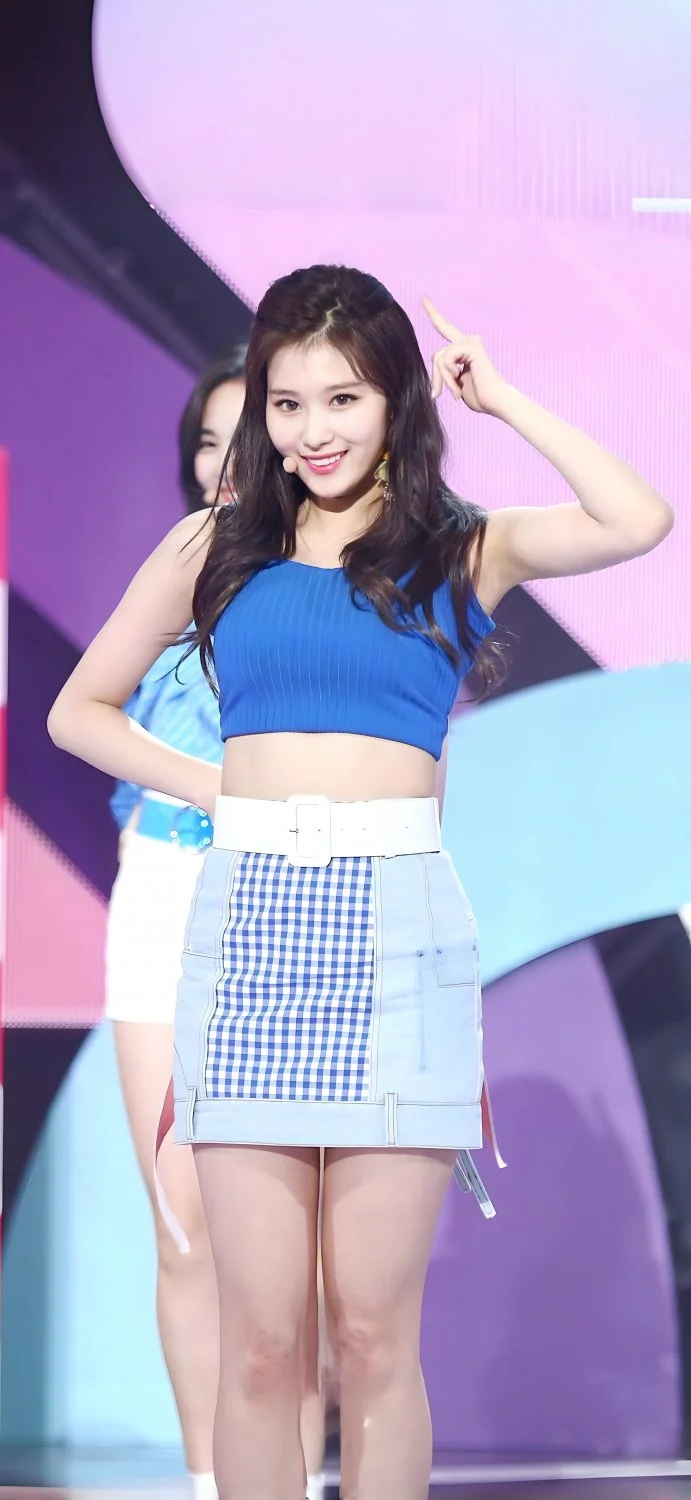 Sana (Twice) Pictures 1 📷 image 38