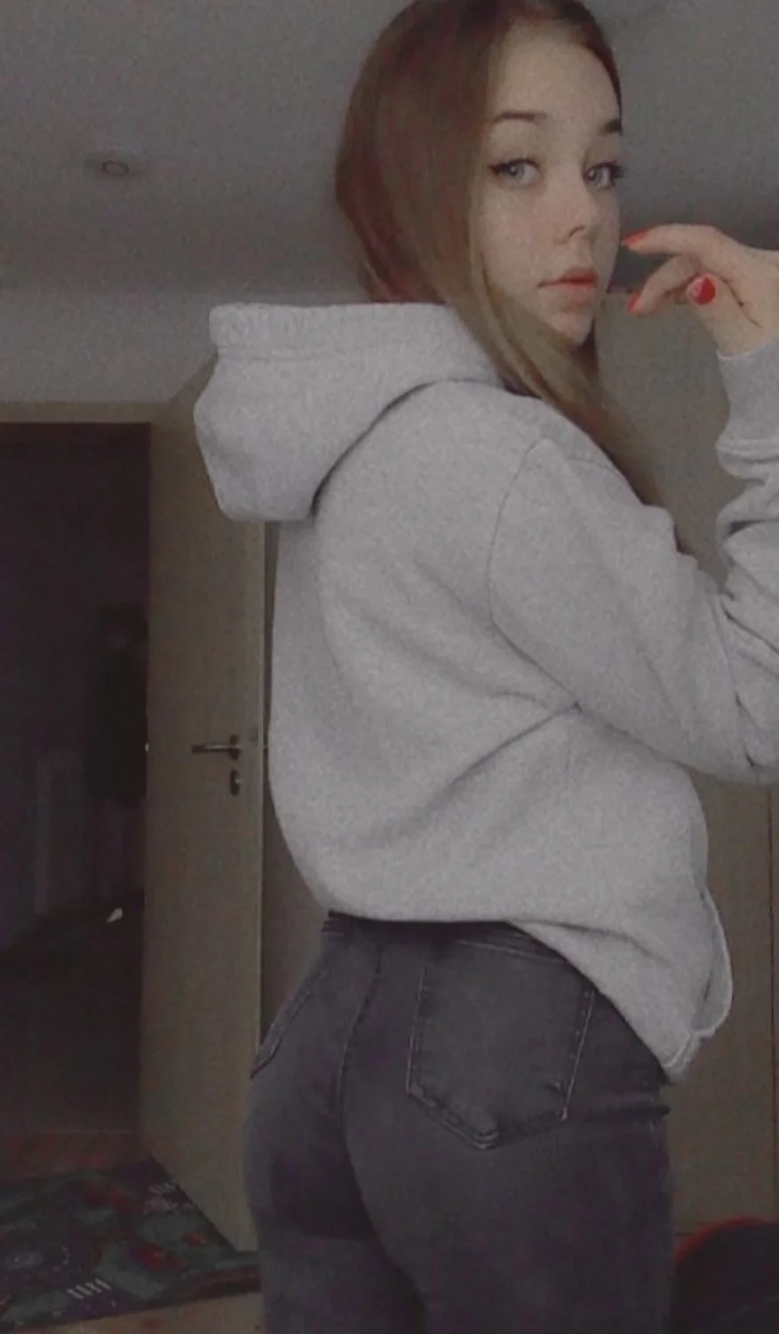 this is a repost of my ass but with my face now😝 image 9