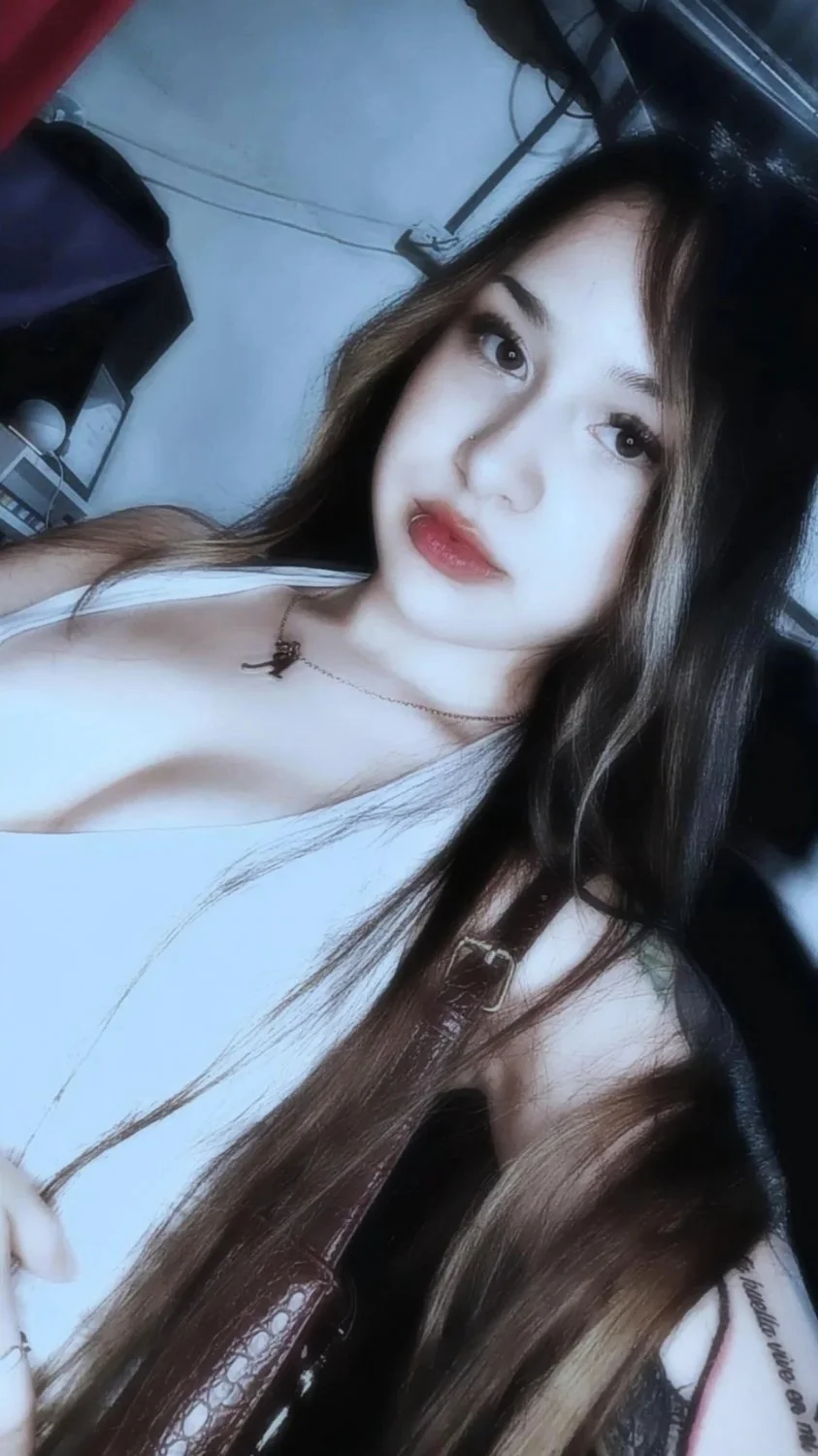 Novinha morena delicia caiu na net se acabando na siririca! novinha, vazou, vazados, vazada, amador image 9