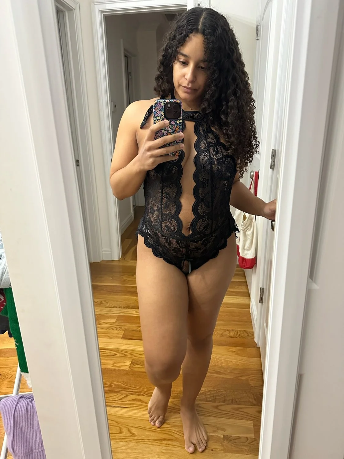Naked girls image 5