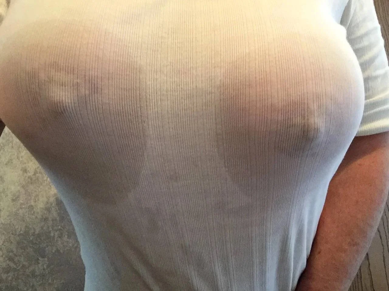 Mature thick white BBC loving slutwife image 27