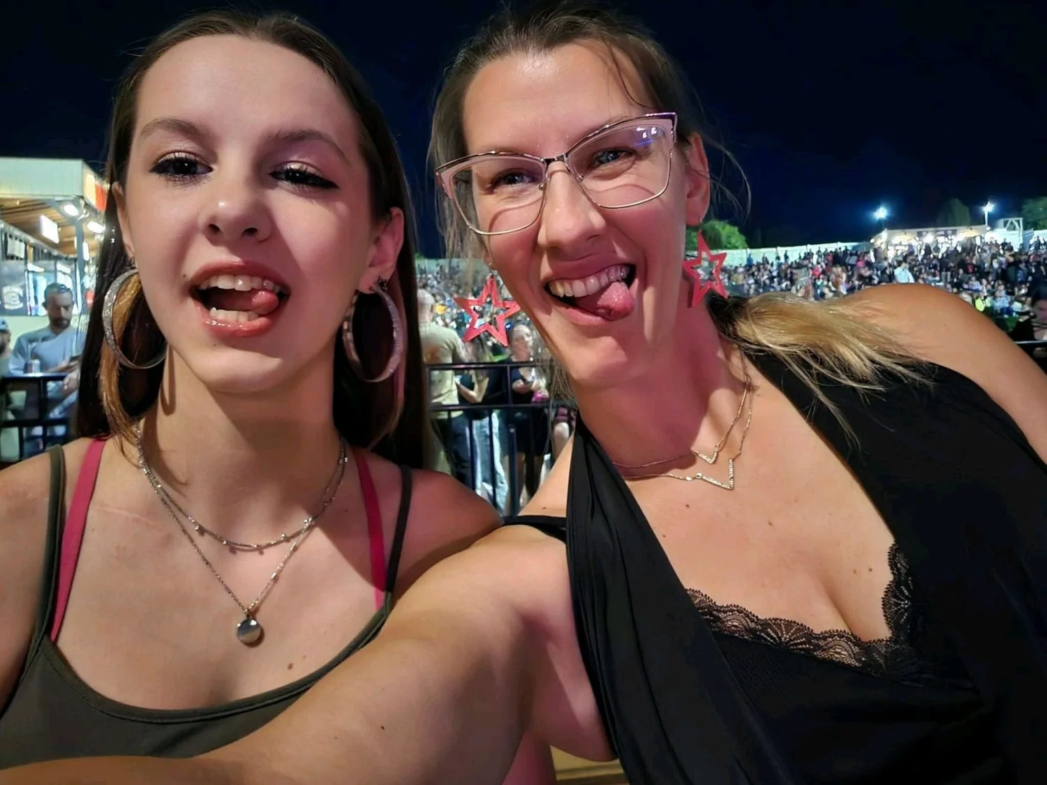 whore image 6