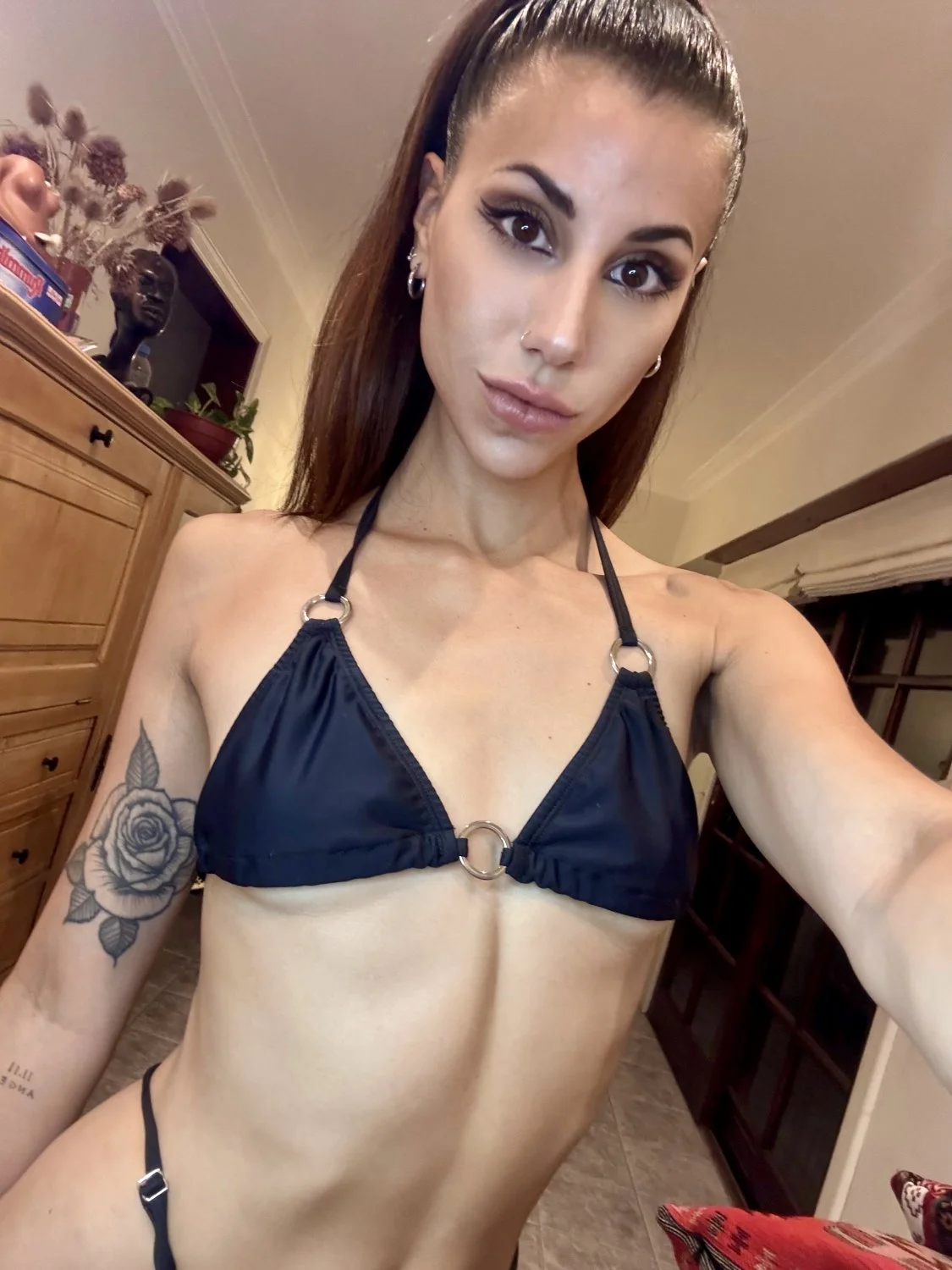 Beg Mommy to hear how weak she makes you main image