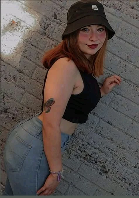 Fernanda la puta image 6