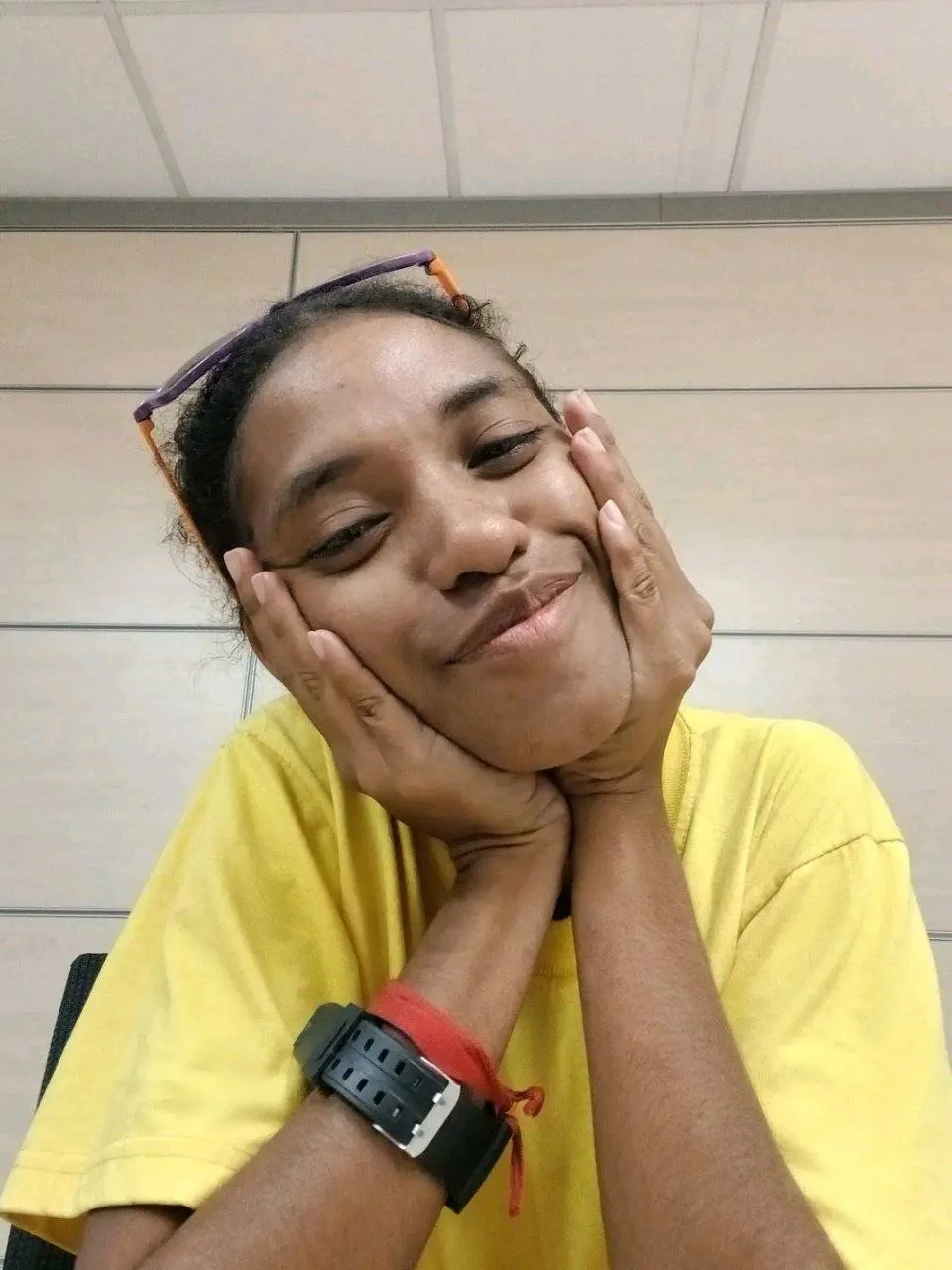 Teen pussy play🇵🇬 main image