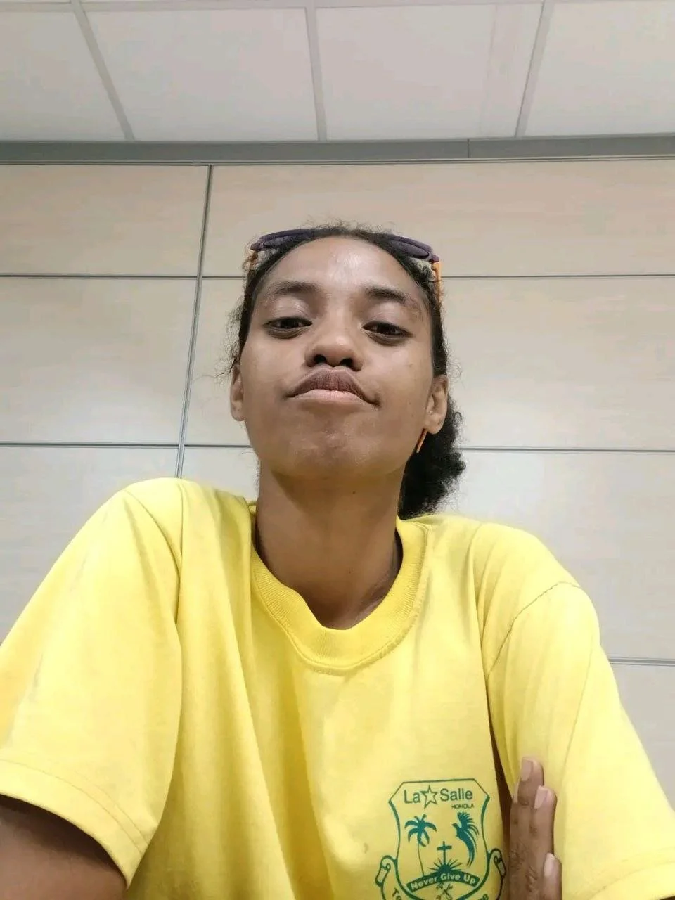 Teen pussy play🇵🇬 image 2