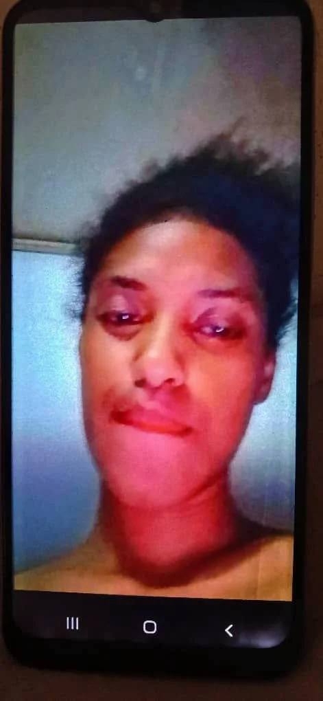 Teen pussy play🇵🇬 image 6