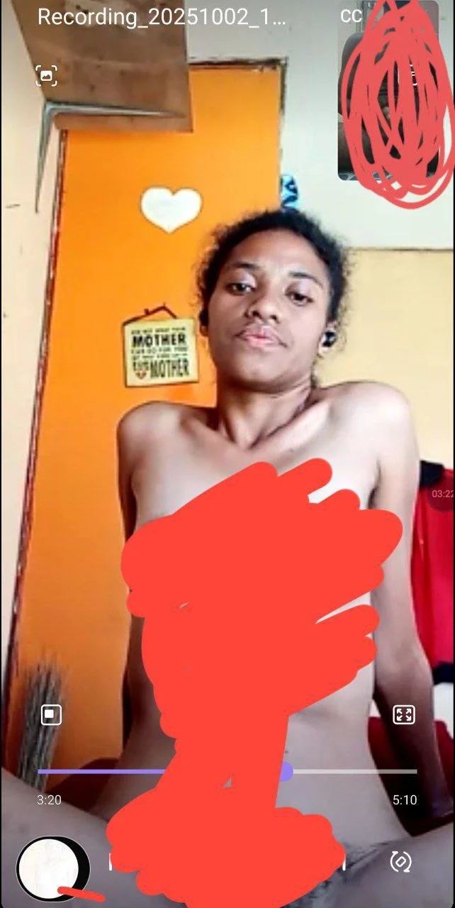 Teen pussy play🇵🇬 image 9