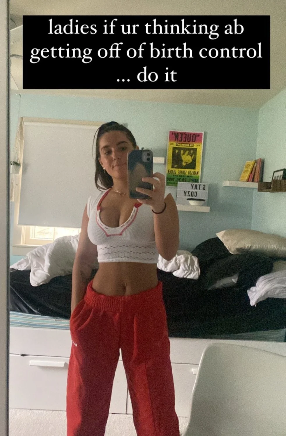 Gym slut Bella image 4