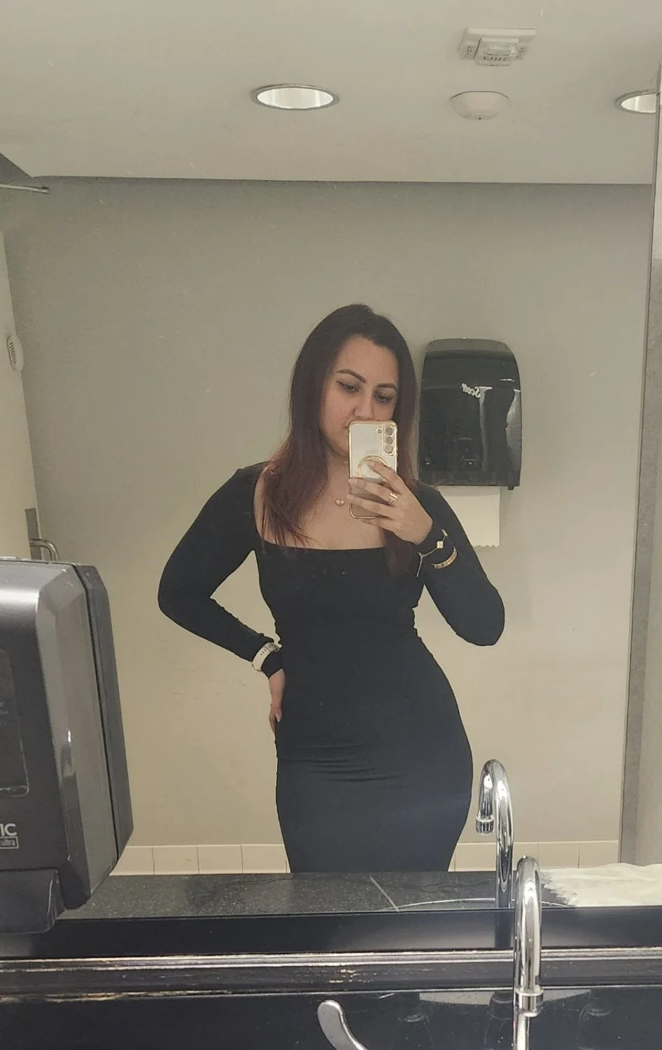 Indian Escort With Big Thick Ass Taking Big Black Cock main image