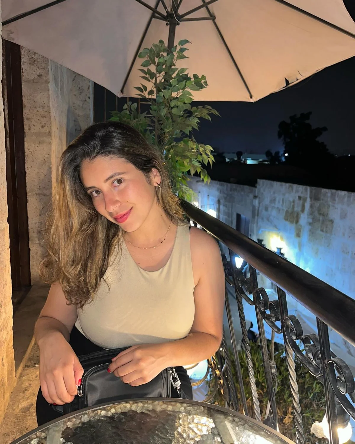 Xiomara Vasquez wants to be your new semen dump, who gives the first tribute on her image 2