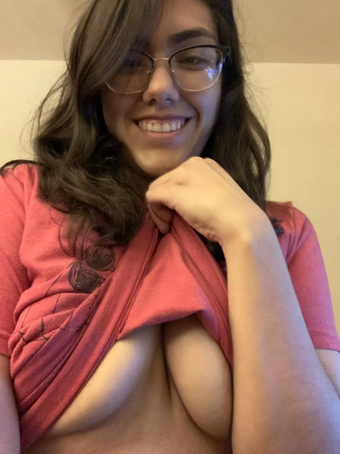 Latina Wife image 6