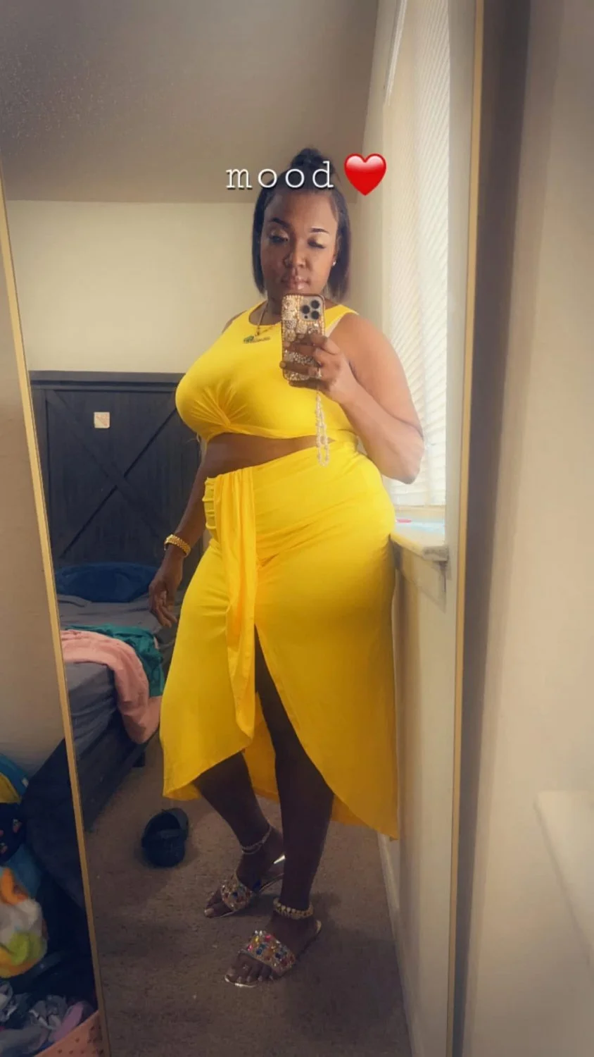 Thick ghetto ebony milf 🍑 image 1