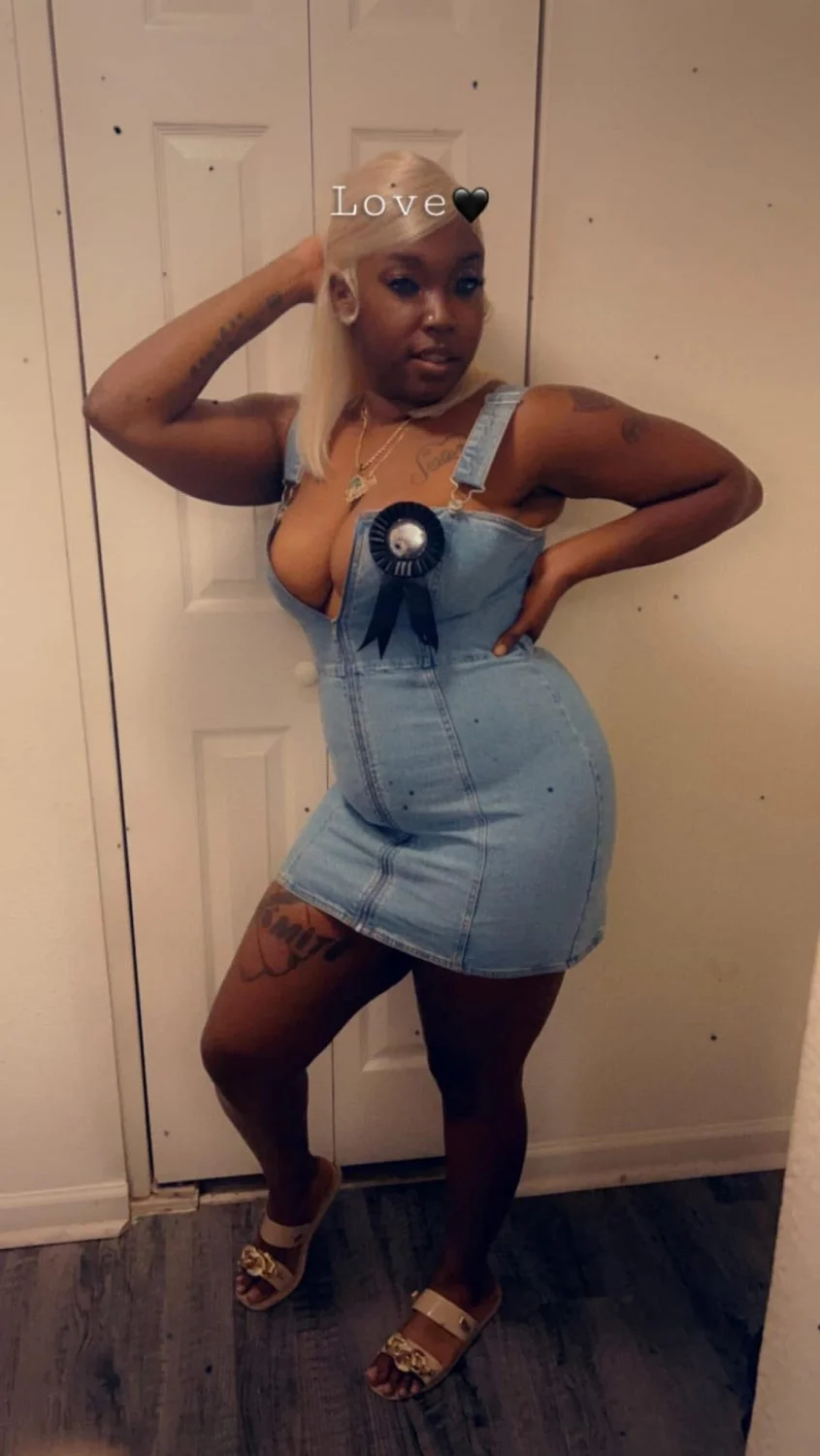 Thick ghetto ebony milf 🍑 image 7