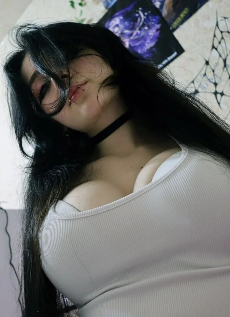 GOTH GIRL + BBC image 5