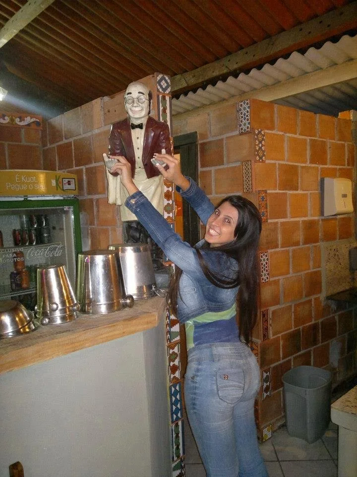Rabuda gostosa, o que fariam com ela? image 11