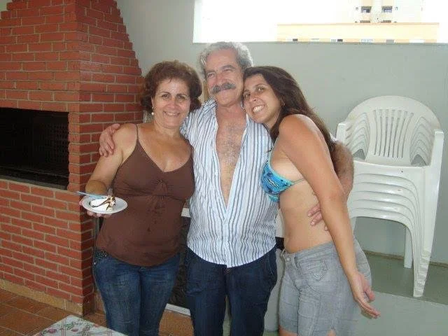 Rabuda gostosa, o que fariam com ela? image 25