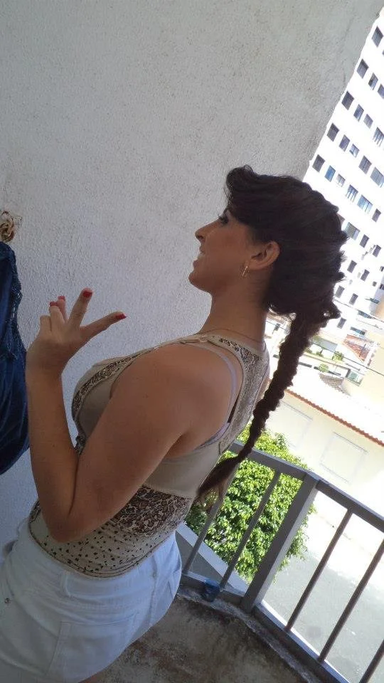 Rabuda gostosa, o que fariam com ela? image 4