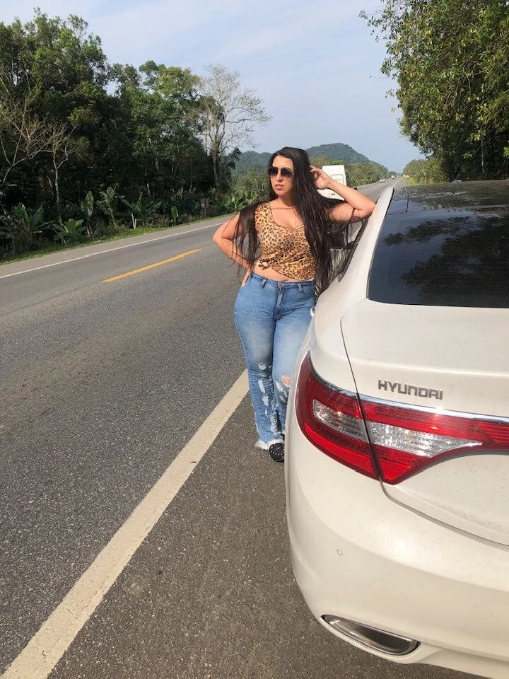 Rabuda gostosa, o que fariam com ela? image 40