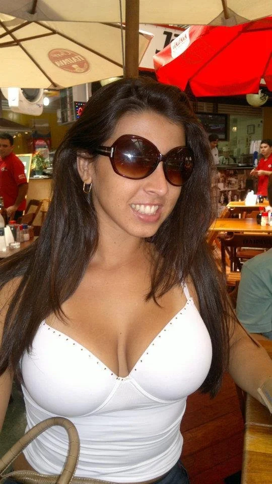 Rabuda gostosa, o que fariam com ela? image 8