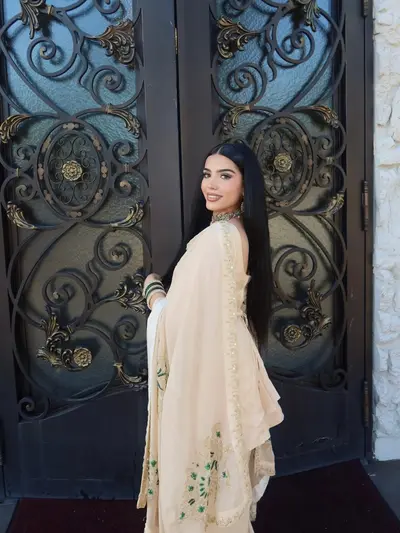 Punjabi girl canadian born got hardfuck with her lover cover image