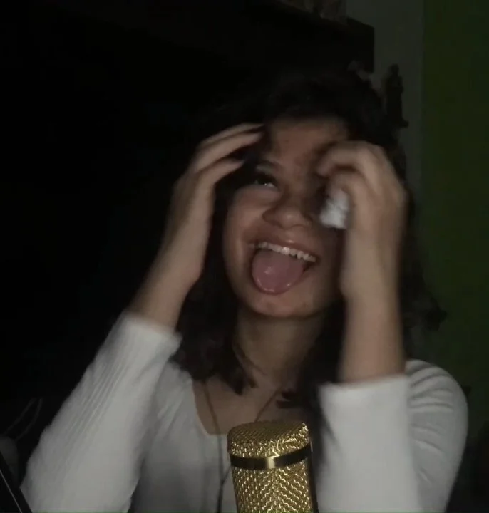 Vic asmr esperando porra na lingua image 4