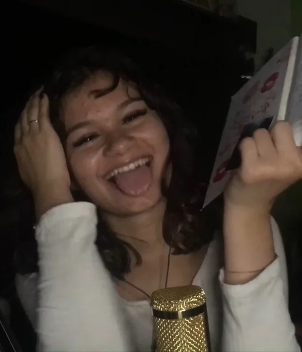 Vic asmr esperando porra na lingua image 6