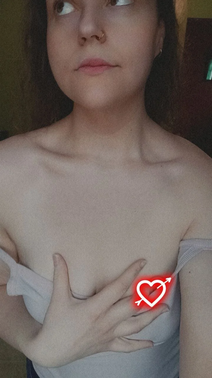 Cheating wife send nudes to co worker image 3