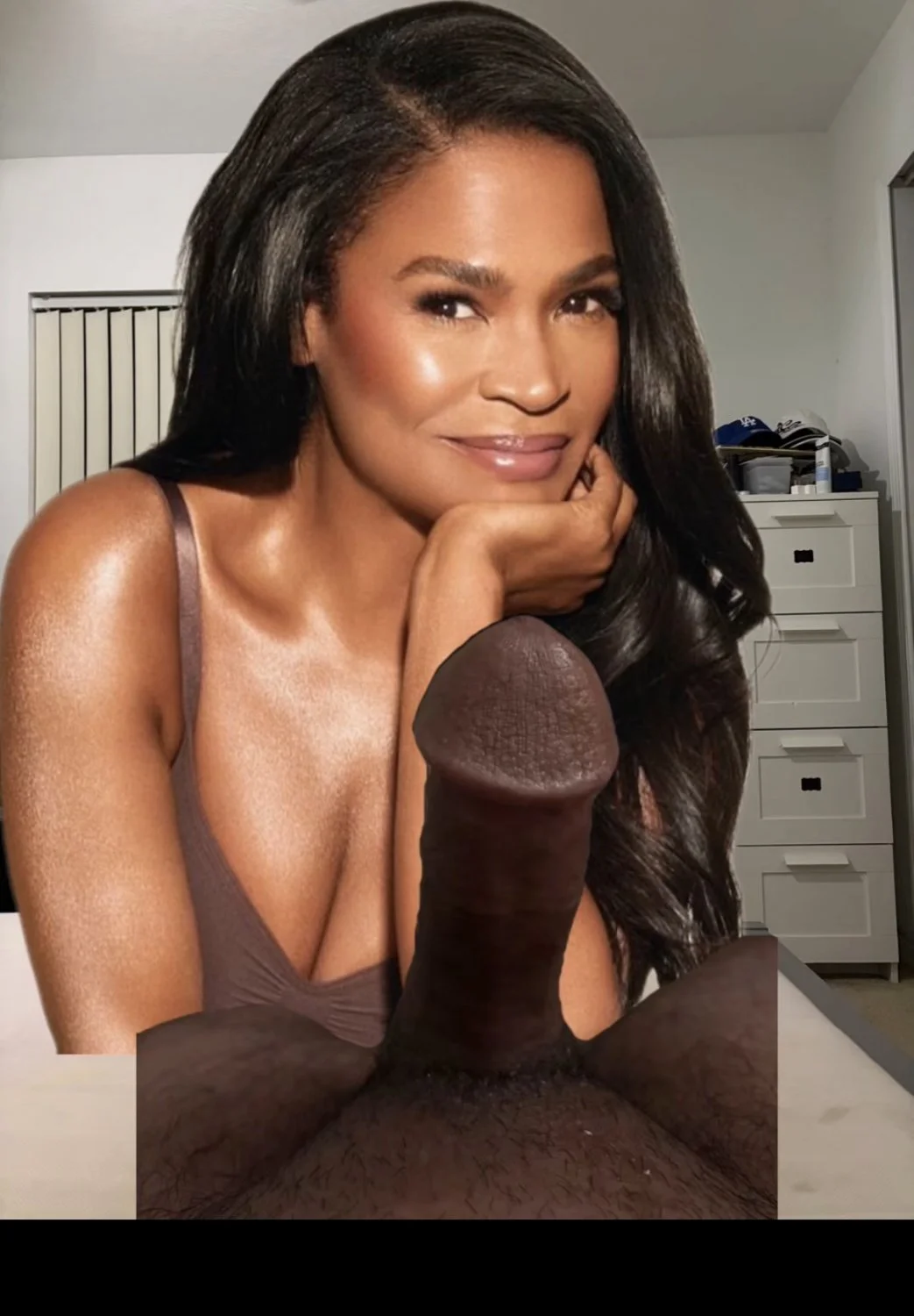 Nia Ebony Celebrity cougar Long porn main image