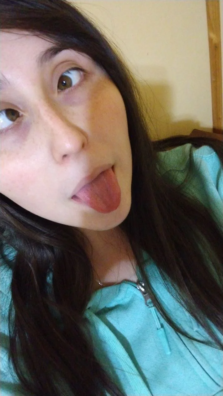 Perfect slut exposed and shaking ass (nudes includes) image 5