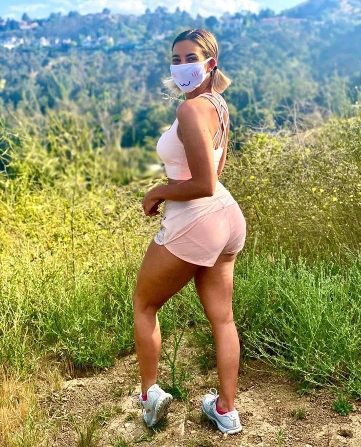 Gabbie Hanna image 8