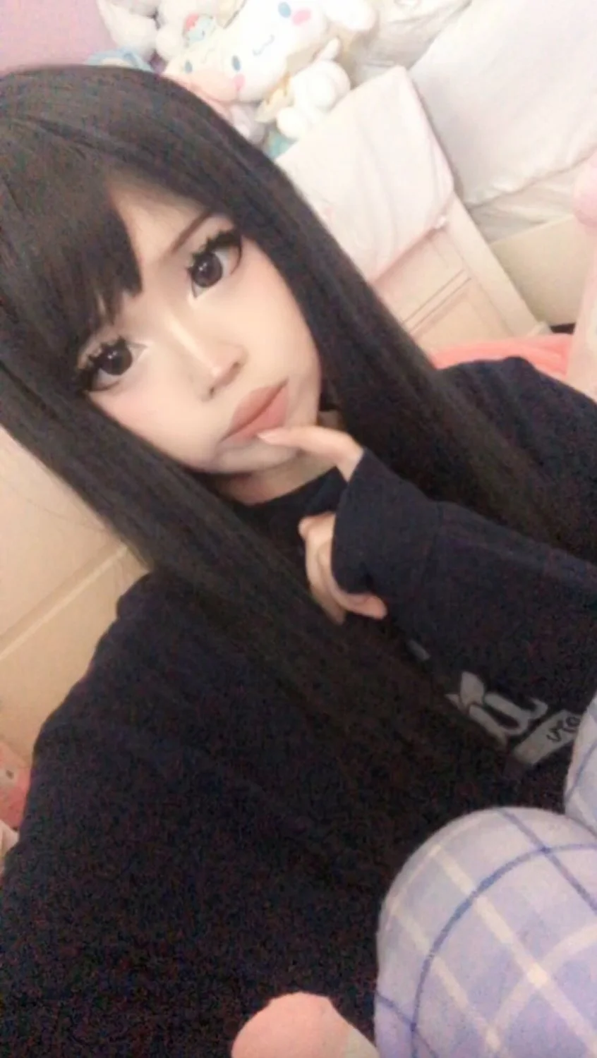 she’s pretty image 8