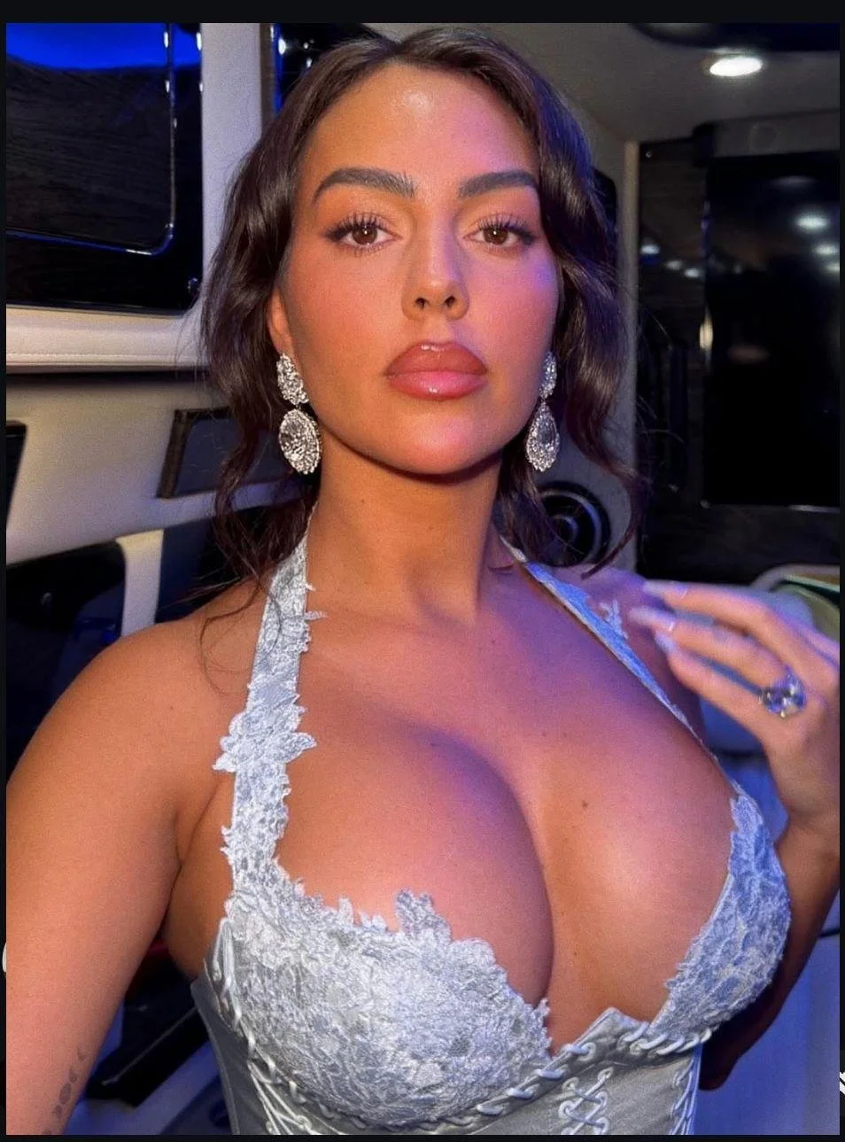 Georgina Rodriguez Fat Tits and Hot Face image 16