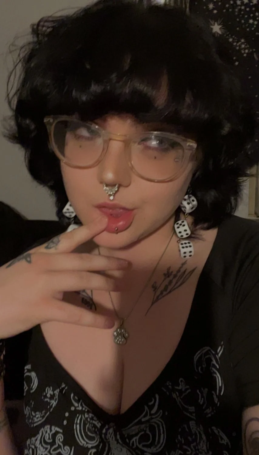 Curvy irls main image