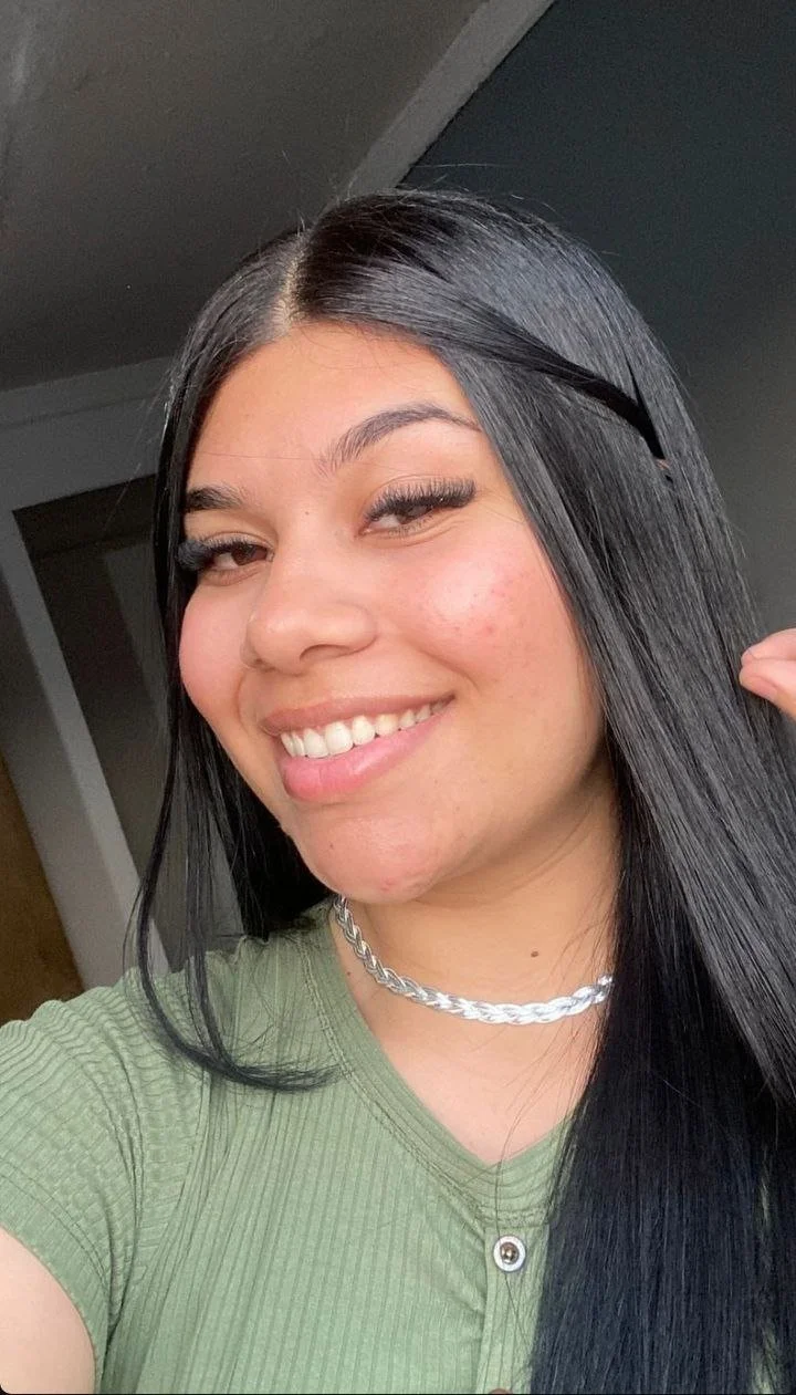 Novinha mostrando os peitinhos gostosos vazou exibindo tudo ate a bundo videos vazados main image